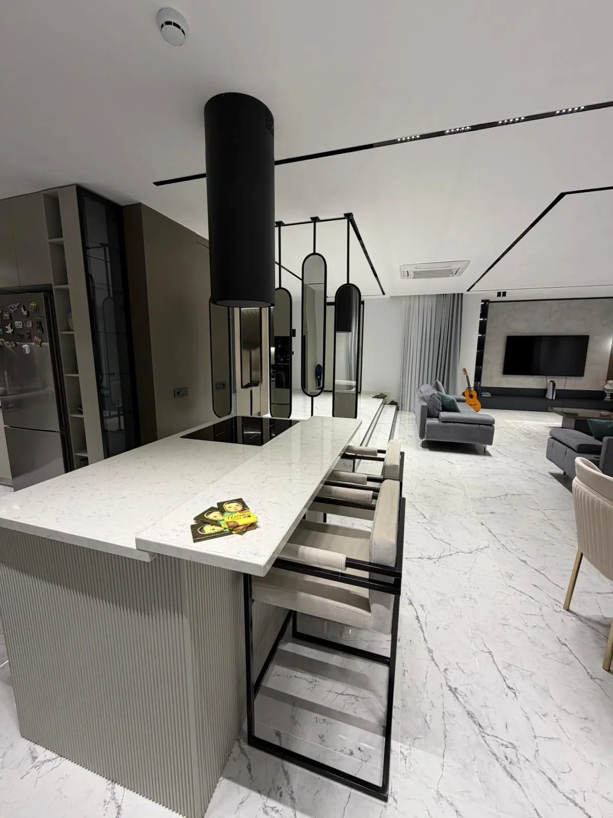 Fitted kitchen